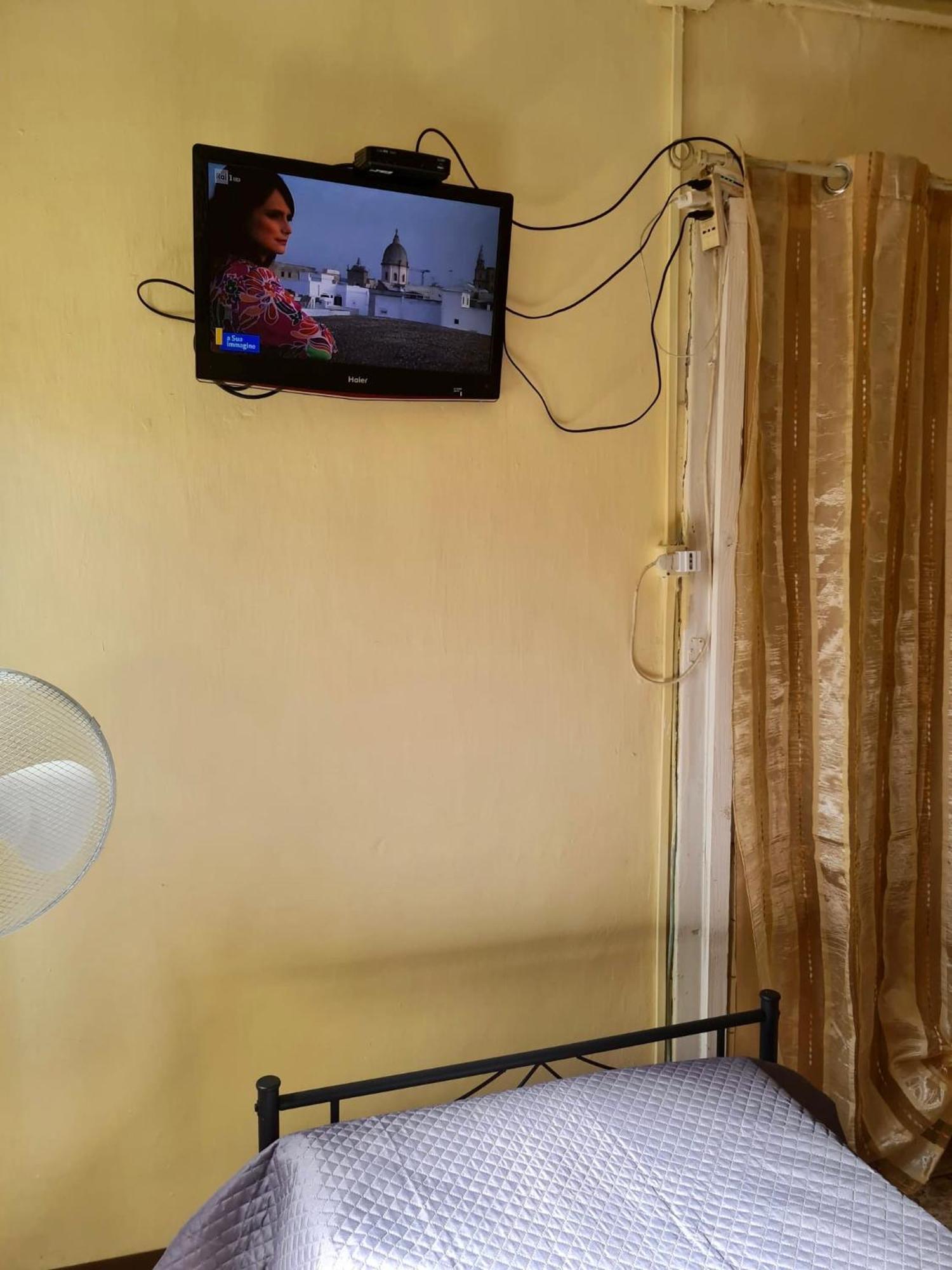La Casa Di Emanuela Hotel Caltavuturo ภายนอก รูปภาพ